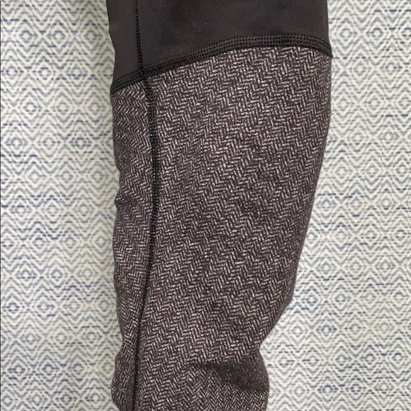 lululemon Stirrup Pants - Picture 3 of 11